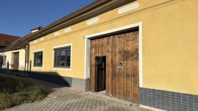 Farm house for sale in Unterloisdorf, Austria Farm house for sale in Unterloisdorf, Austria