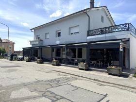 住宅/商业建筑 待售 于 赛涅勒吉耶, 瑞士 住宅/商业建筑 待售 于 赛涅勒吉耶, 瑞士